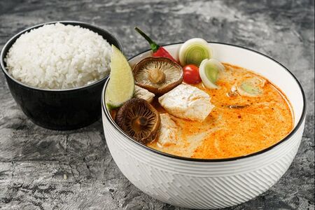 Том ям с курицей