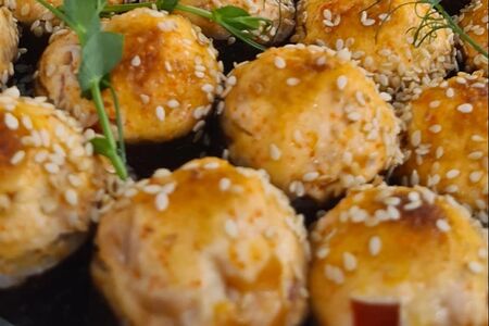 Запеченный ролл с мидиями