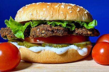 Бургер с фалафелем