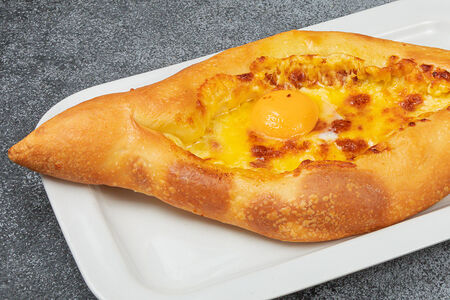 Хачапури по-аджарски