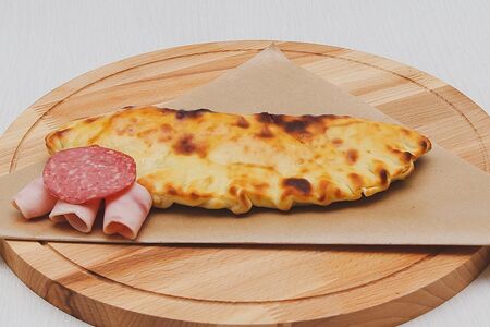 Кальцоне Мясная