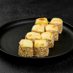Запеченный ролл с крабом