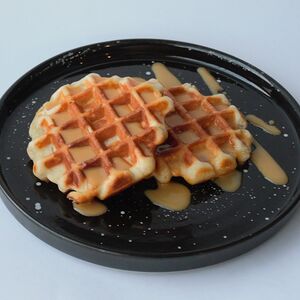 Вафли с карамелью