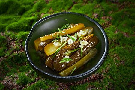 Огурцы маринованные