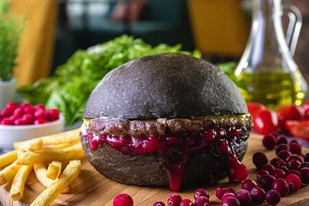 Бургер ягодный