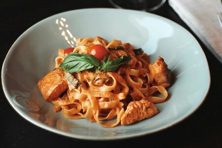 Тальятелле alla vodka с лососем