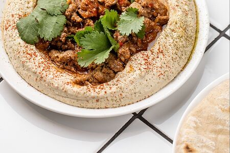 Хумус с мясом