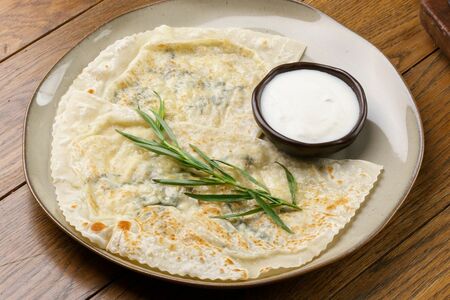 Кутабы с зеленью