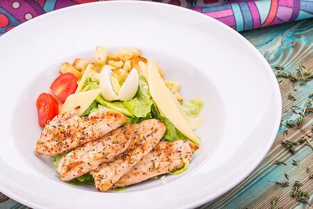 Цезарь с куриной грудкой