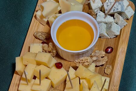 Сырная тарелка