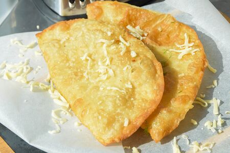 Чебурек Таежный с груздями