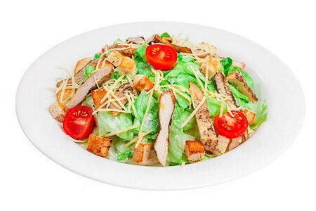 Салат Цезарь с цыпленком