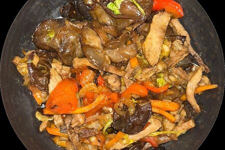 Салат с языком и грибами