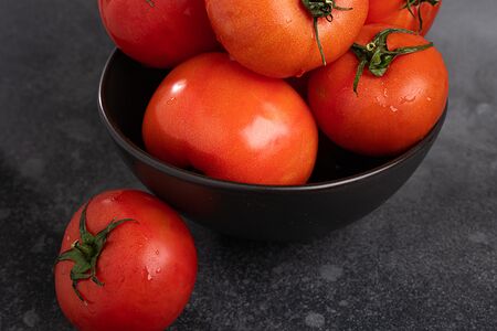 Помидоры розовые