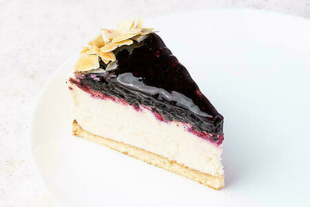 Торт Чизкейк черничный