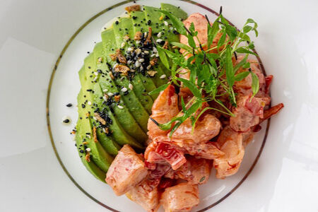 Коктейль из креветок с авокадо