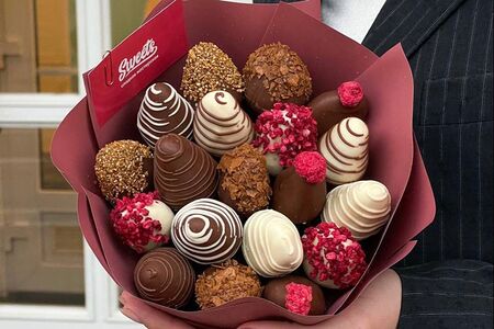 Букет клубники в шоколаде Caramel S