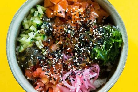 Поке с лососем