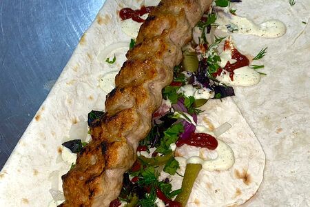 Люля из курицы в лаваше