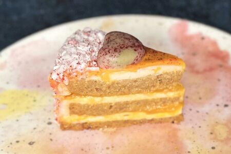 Торт Манго & Белый шоколад (веган, без глютена, без сахара)