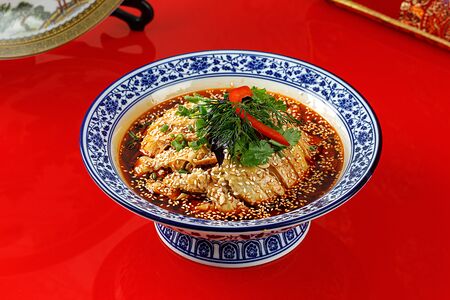 №4 Вареный цыпленок в остром соусе по-сычуаньски