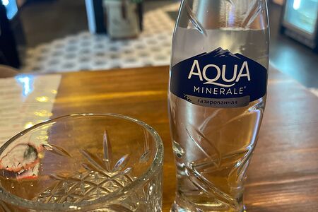 Вода Aqua Minerale газированная