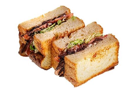 Сэндвич с говяжьими щечками