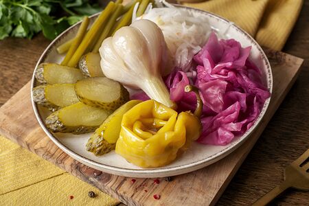 Тарелка домашних солений