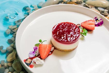 Чизкейк малиновый