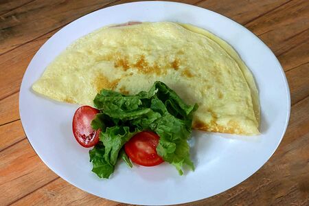 Омлет из двух яиц