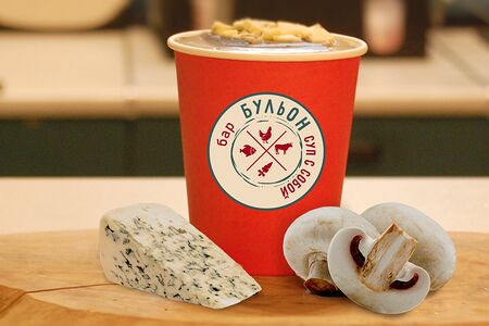 Грибной крем-суп с белыми грибами и горгондзолой