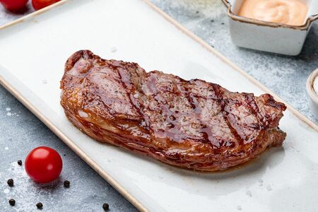 Стейк Нью-Йорк