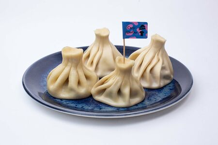 Хинкали с грибами, сыром и сливками