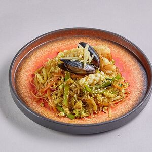 Харусаме карри с морепродуктами