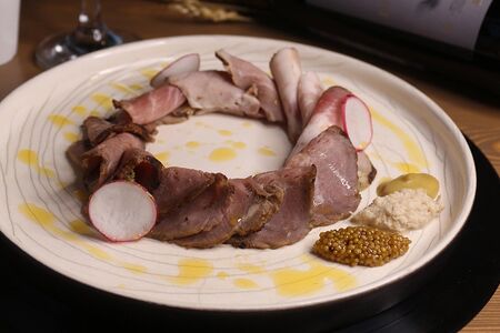 Ростбиф и буженина