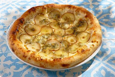 С грушей и горгондзолой