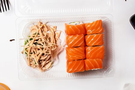 Шеф-ролл с фарерским лососем