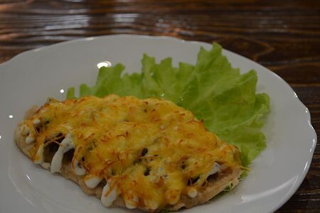 Курочка запеченная с грибами