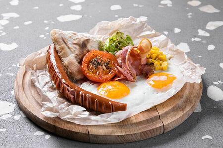 Бекон и венская сосиска