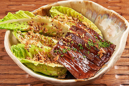 Романо с брискетом, корном из киноа с семенами льна