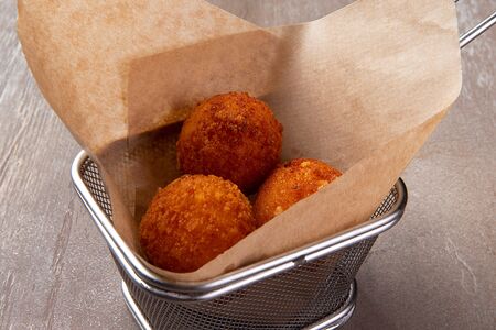 Сырные шарики