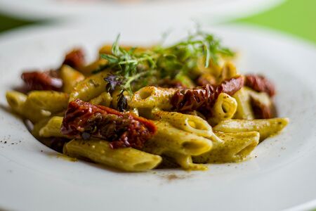 Паста с вялеными томатами
