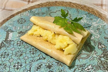 Блинчик с картофельным пюре