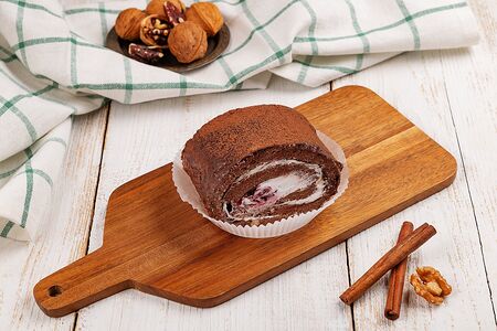 Рулет бисквитный Ночь