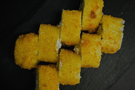 Темпура с лососем и тигровыми креветками