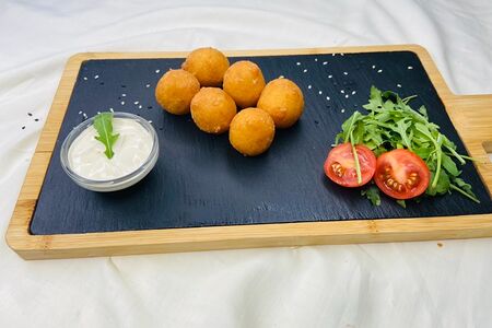 Сырные шарики