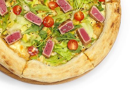 Пицца c тунцом