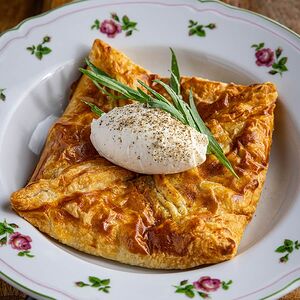 Пеновани с томлеными щечками и муссом