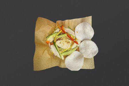 Салат с курицей⁣⁣