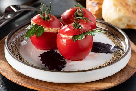 Томаты фаршированные